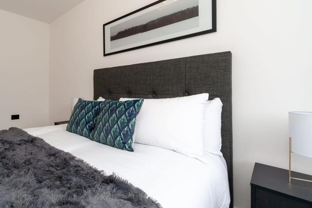 Modern 2 Bedroom Apartment In Wimbledon London Kültér fotó